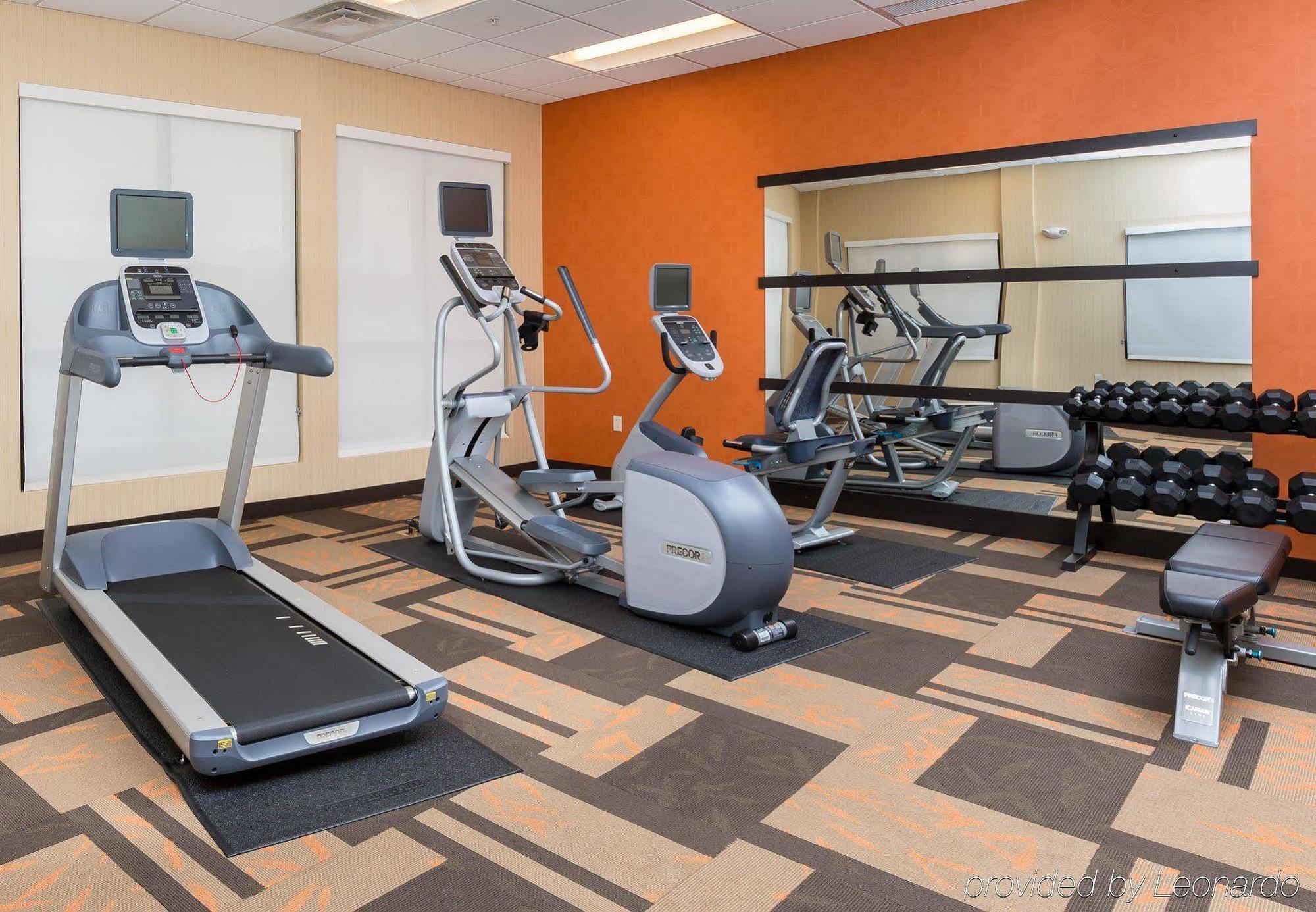 Hotel Courtyard By Marriott Bismarck North Exterior foto