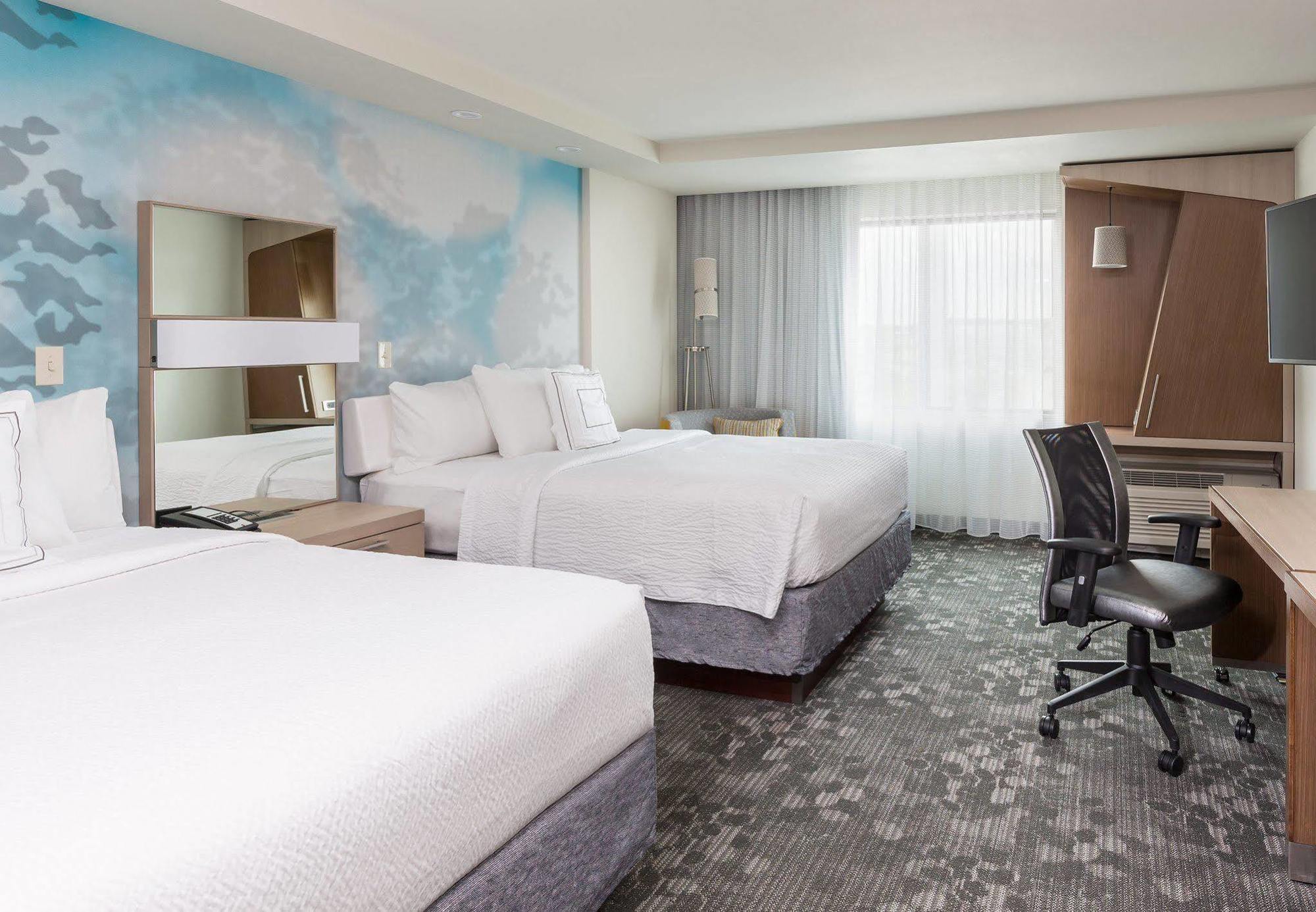 Hotel Courtyard By Marriott Bismarck North Exterior foto